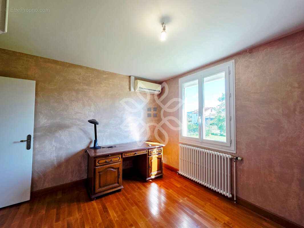 Maison à BRASSAC-LES-MINES