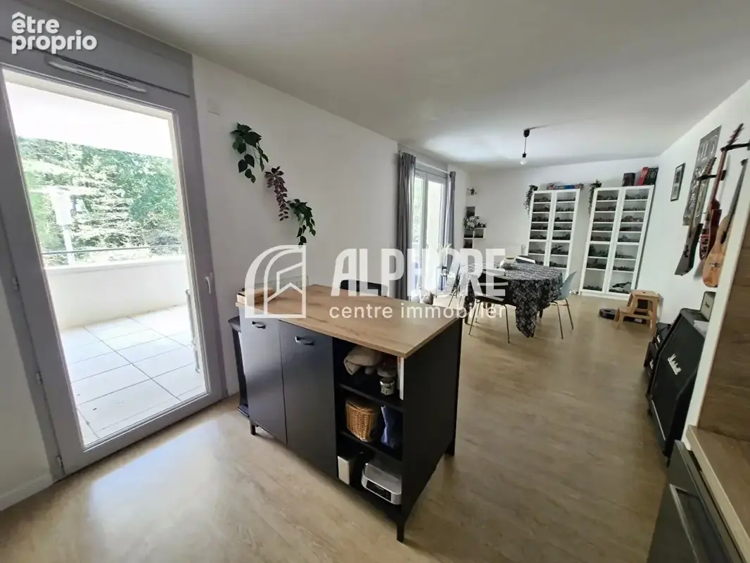Appartement à LA CHAPELLE-SUR-ERDRE