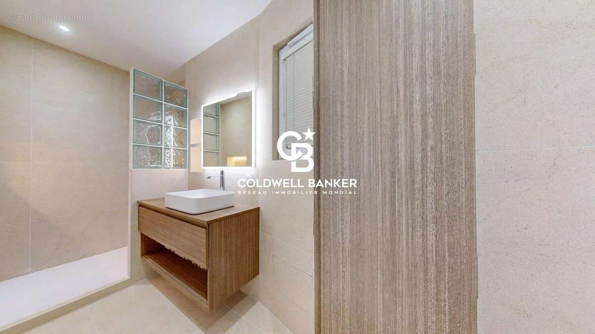 Appartement à CAVALAIRE-SUR-MER