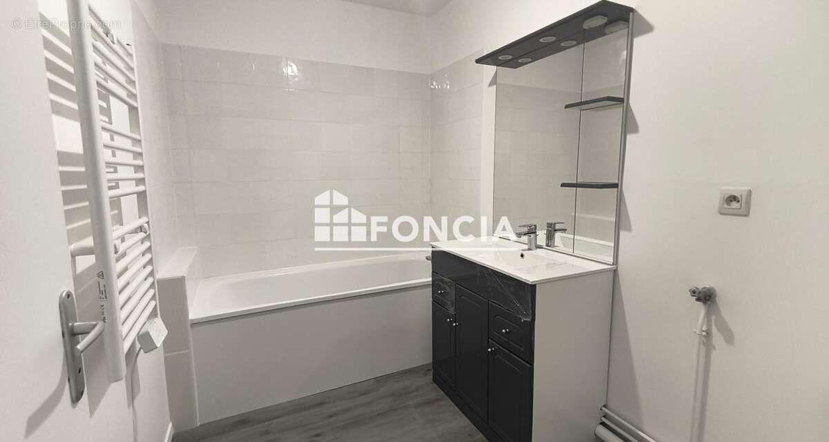 Maison familiale de 3 chambres à Nemours – Quartier calme et recherché - photo 3