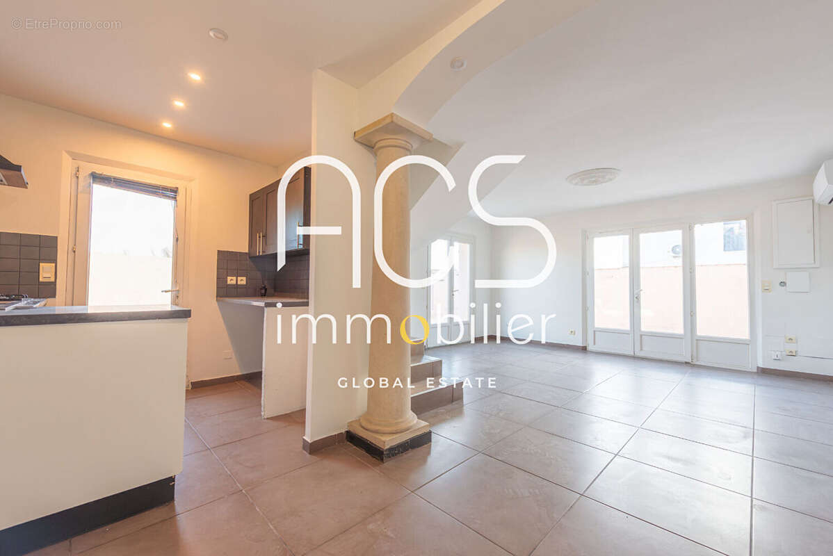 Appartement à FREJUS