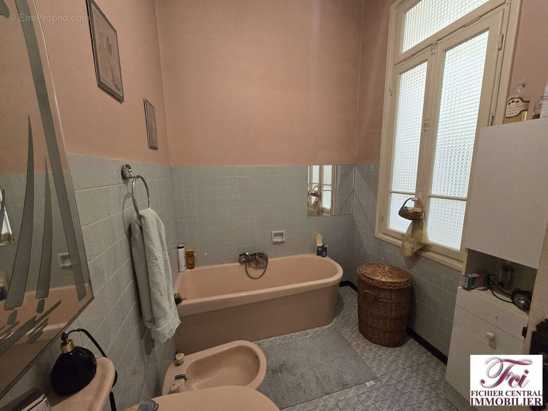 Appartement à MENTON