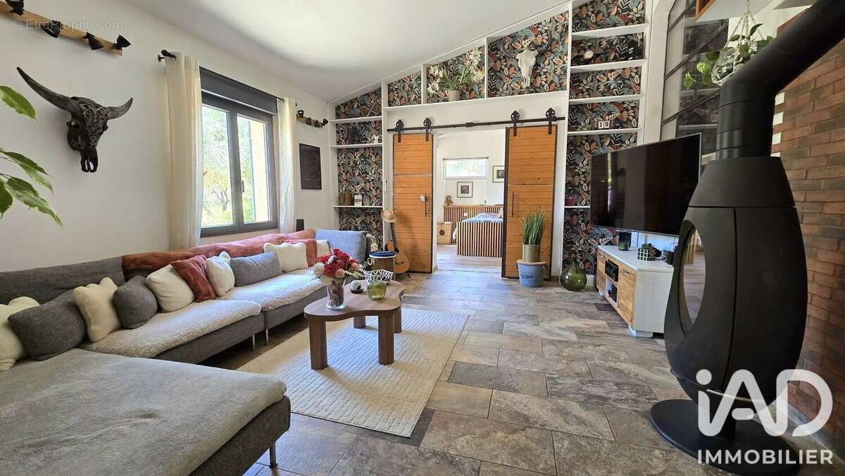 Maison 160 m² à Draguignan  - photo 2