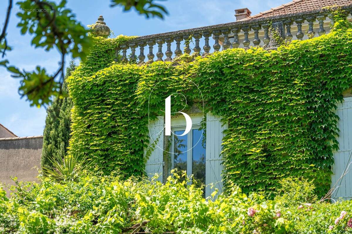 Maison à UZES