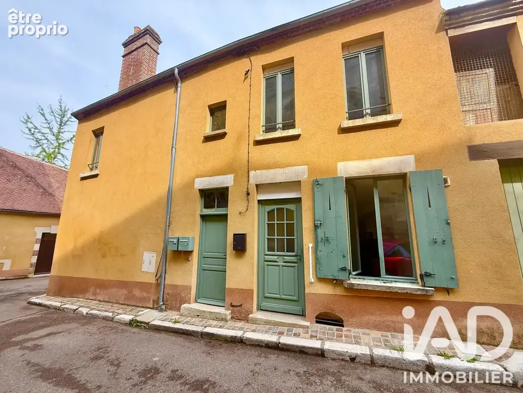 Photo 1 - Appartement à SAINT-AMAND-EN-PUISAYE