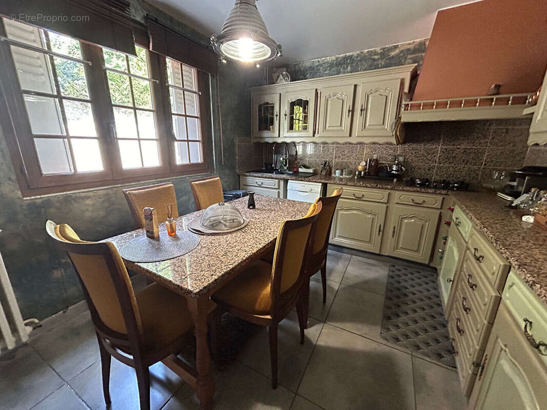 Maison à CHANGIS-SUR-MARNE