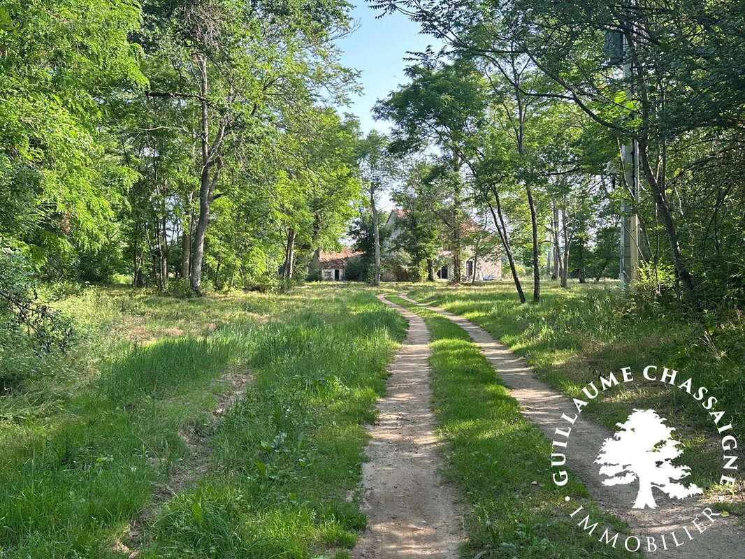 Maison à COSNE-COURS-SUR-LOIRE