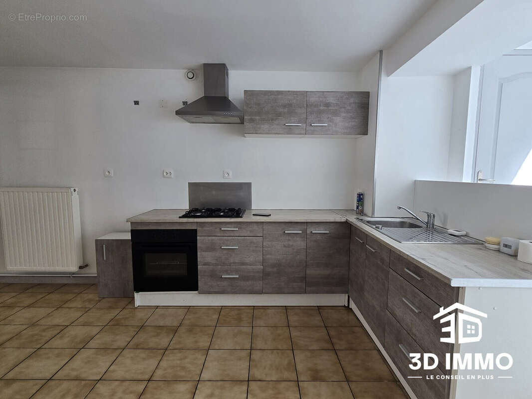 Maison 86 m² à Solre-Le-Chateau  - photo 6