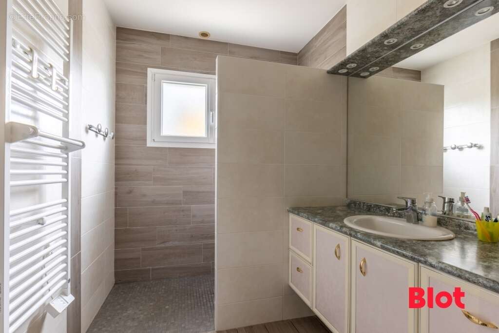 Maison à LE THEIL-DE-BRETAGNE