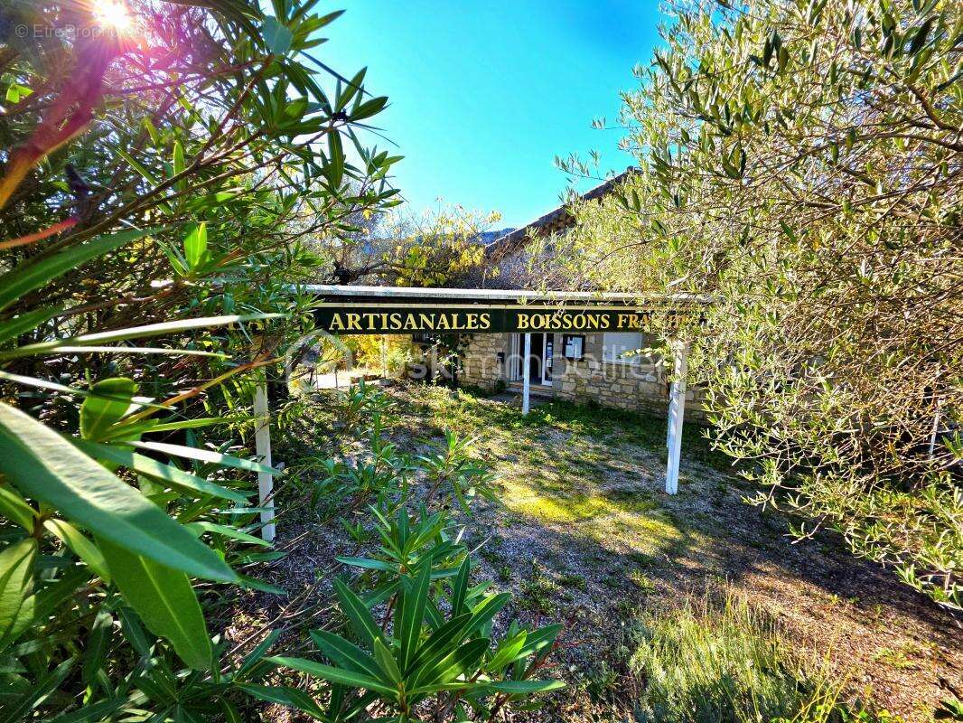 Commerce à SAINT-MARTIN-D&#039;ARDECHE