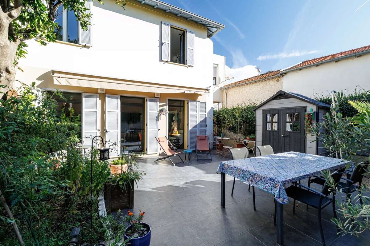 Maison à SAINT-JEAN-CAP-FERRAT