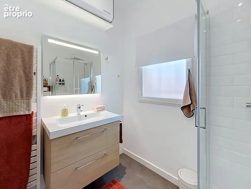 Villa contemporaine  193 m² sur parcelle arborée de 800 m² - photo 7