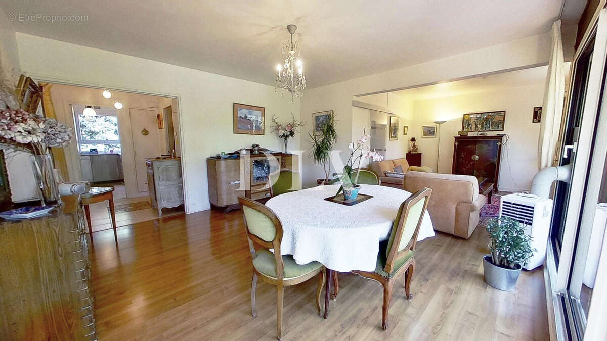 Appartement 79 m² à Fontainebleau  - photo 3