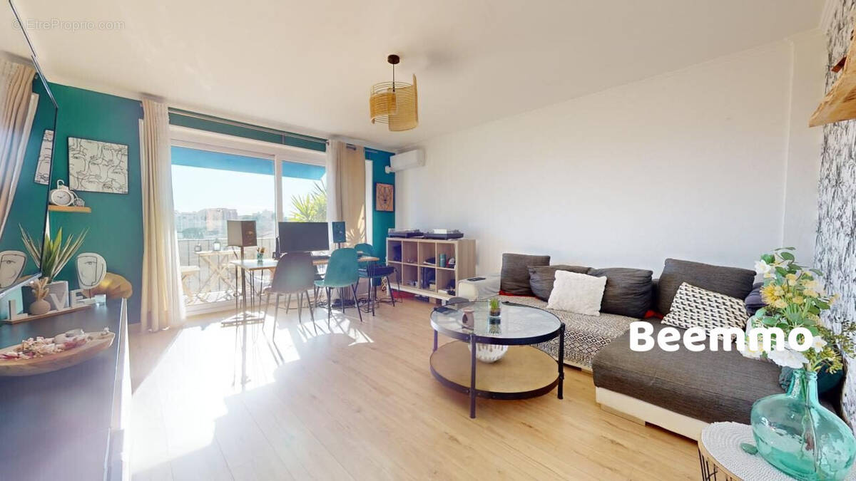 Appartement à LE CANNET