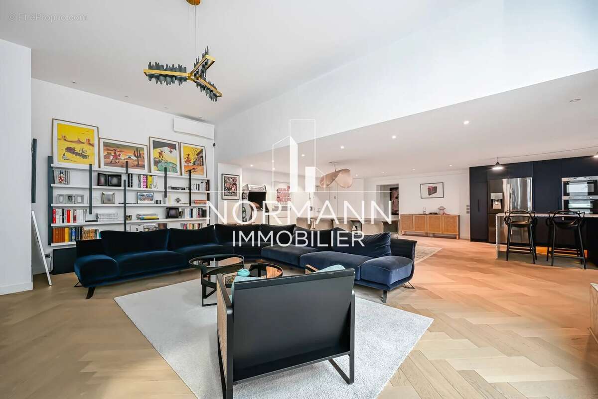 Appartement à SURESNES