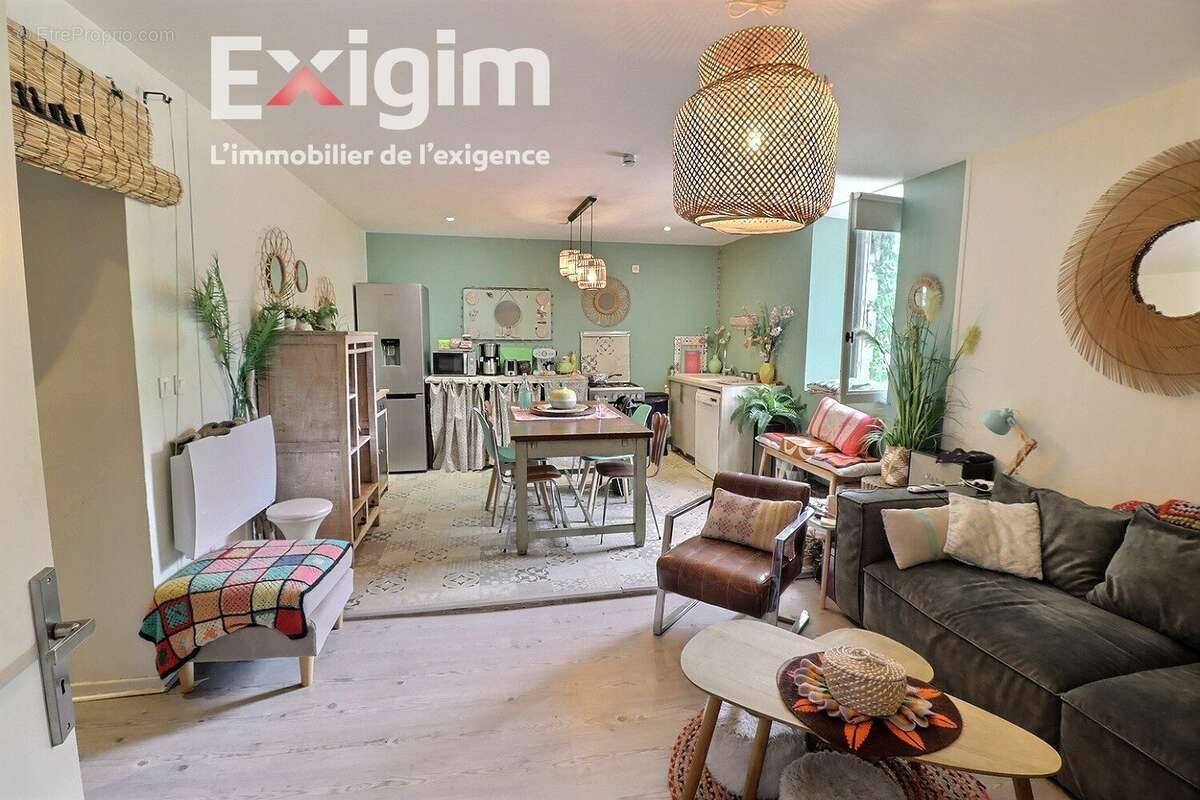 Appartement à TOURNON-SUR-RHONE