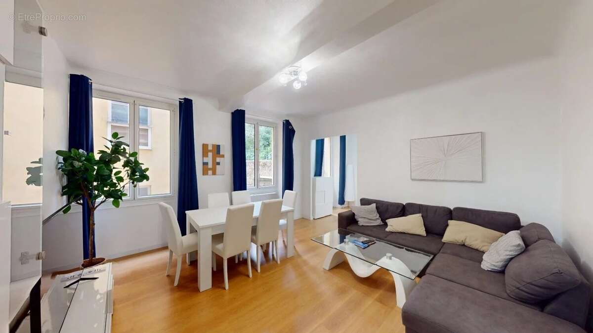 Appartement à BEAUSOLEIL