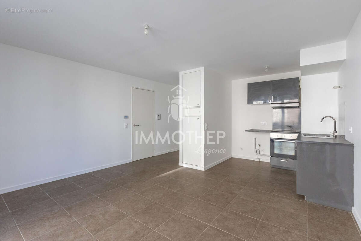 Appartement à MEYLAN