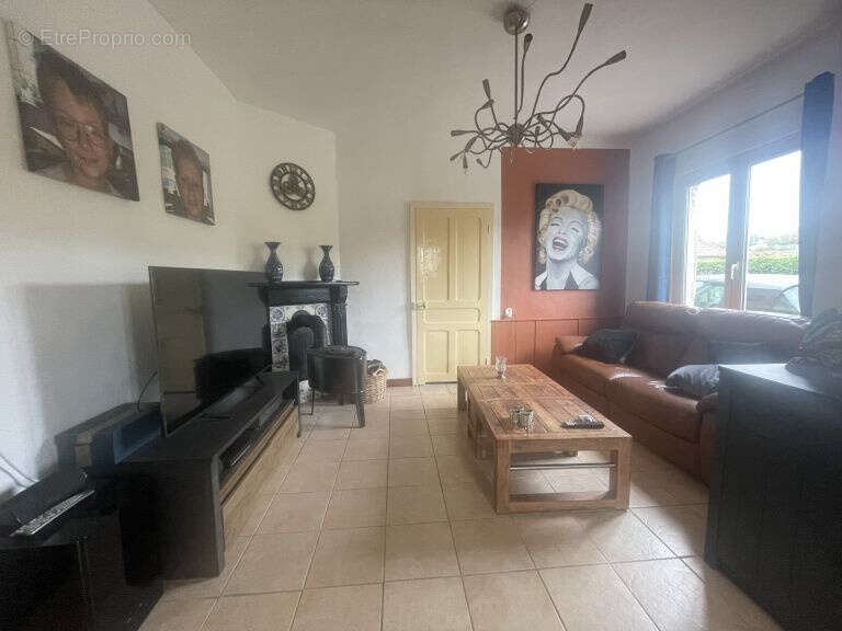 Maison à FILLIEVRES