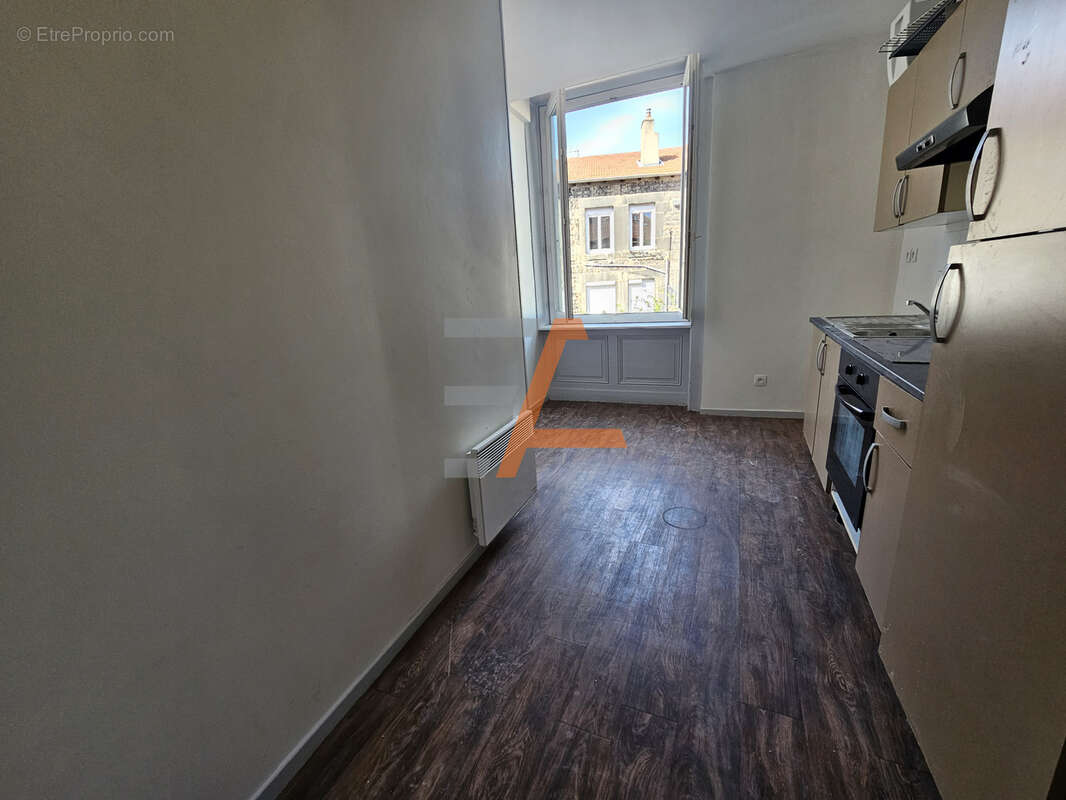 Appartement à SAINT-ETIENNE