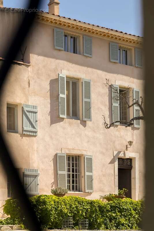 Maison à OLLIOULES