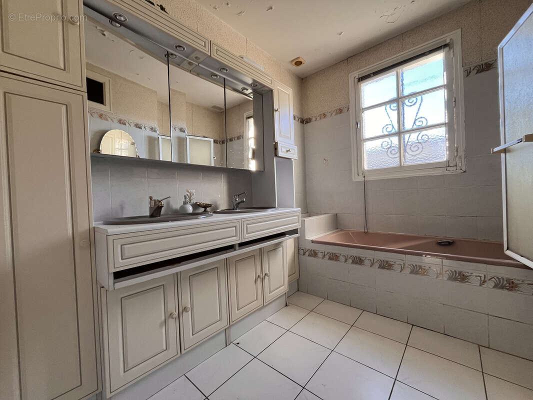 Maison à BOUTIERS-SAINT-TROJAN