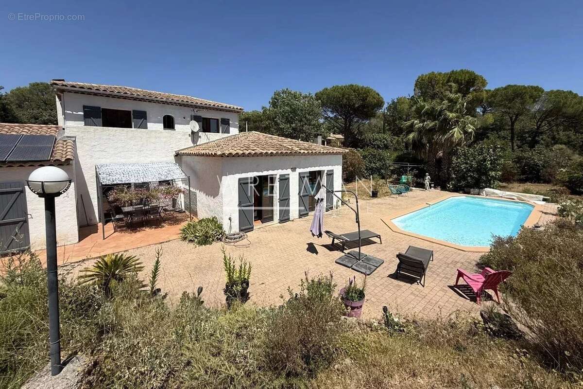 Maison à FAYENCE
