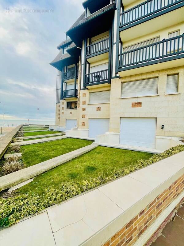 Appartement à BLONVILLE-SUR-MER