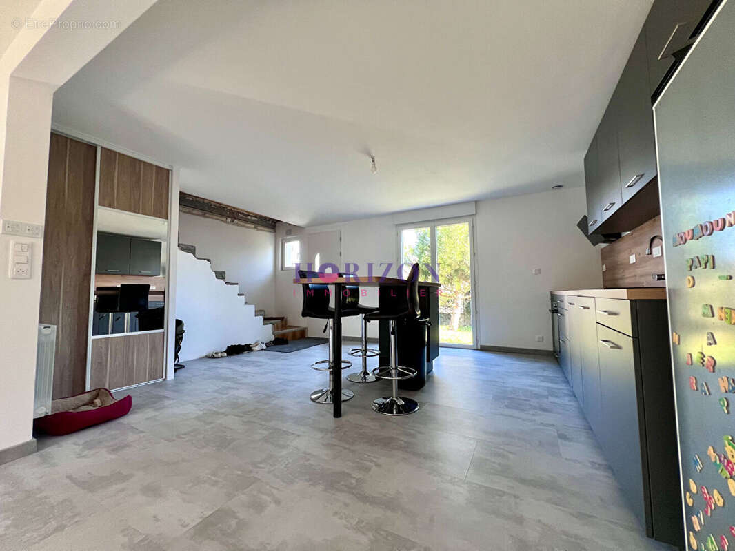 Maison à ORRY-LA-VILLE