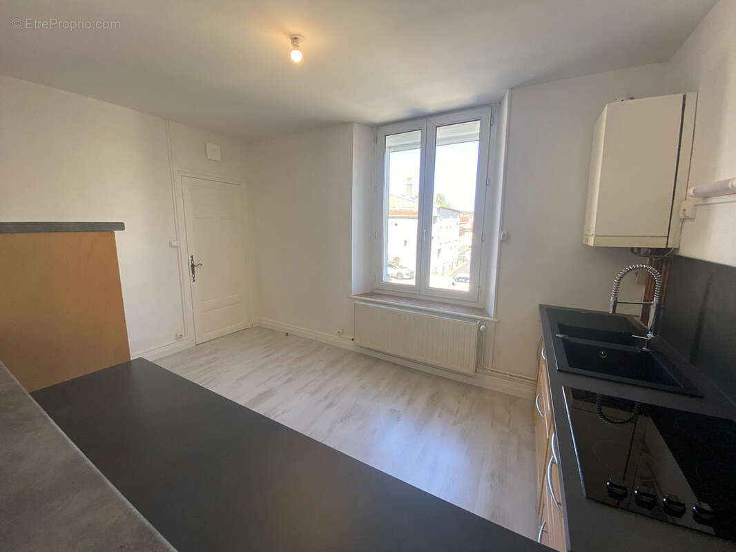 Appartement à POMPEY