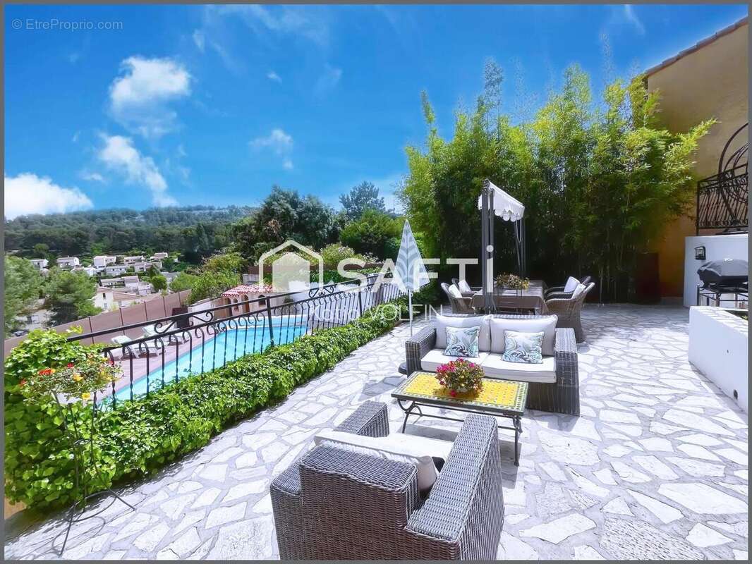 Photo 2 - Maison à CARNOUX-EN-PROVENCE