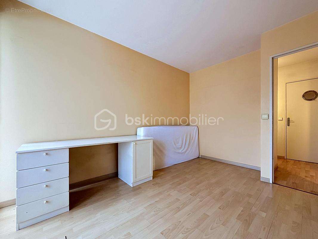 Appartement à LE BLANC-MESNIL