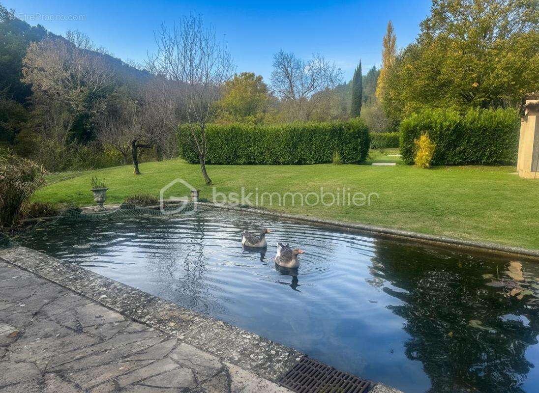 Maison à MEOUNES-LES-MONTRIEUX