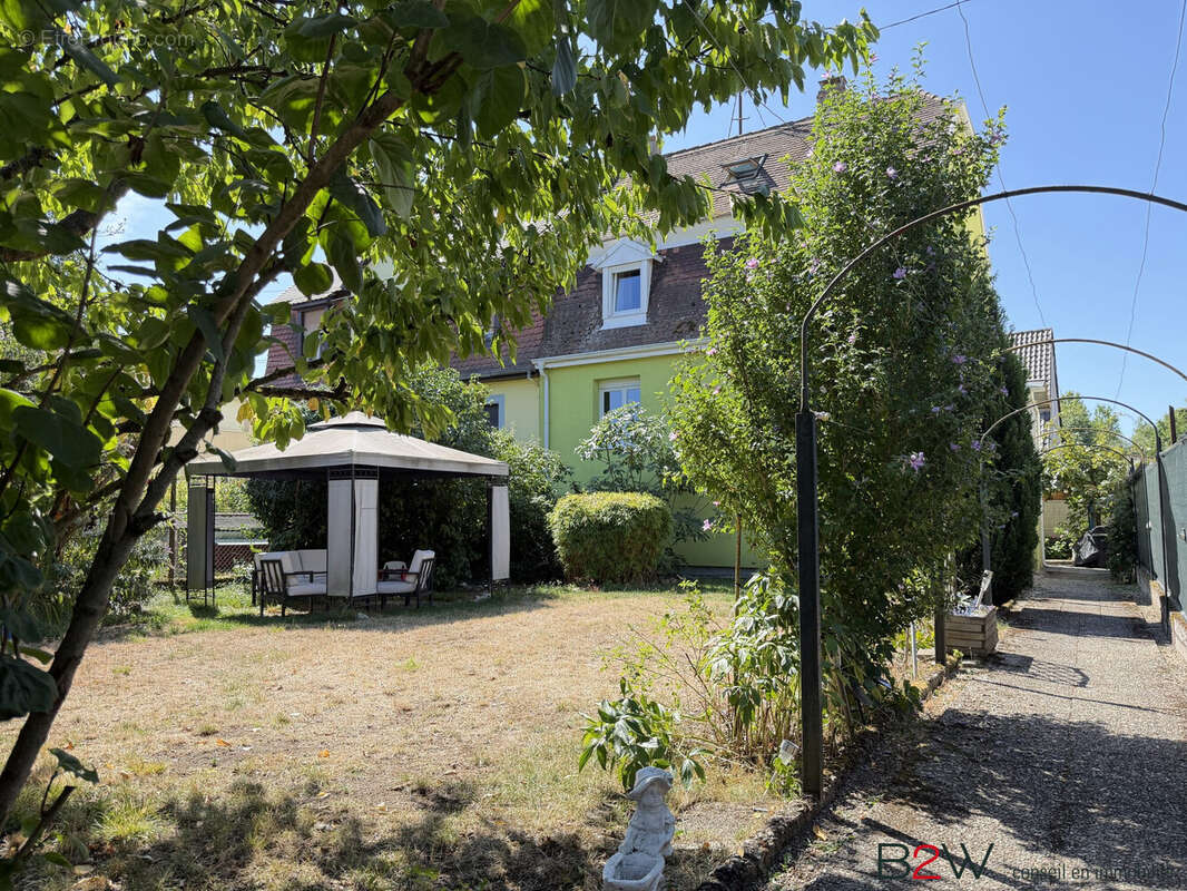 Maison 135 m² à Strasbourg  - photo 2
