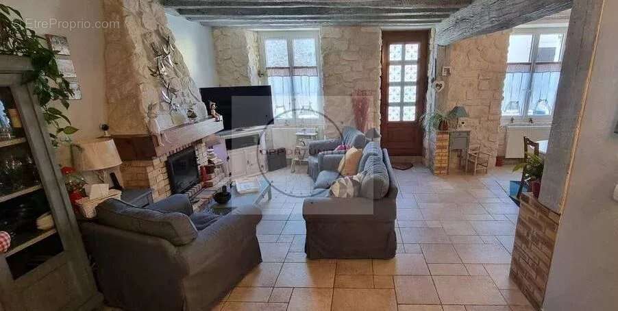 Maison 186 m² à Blandy  - photo 6