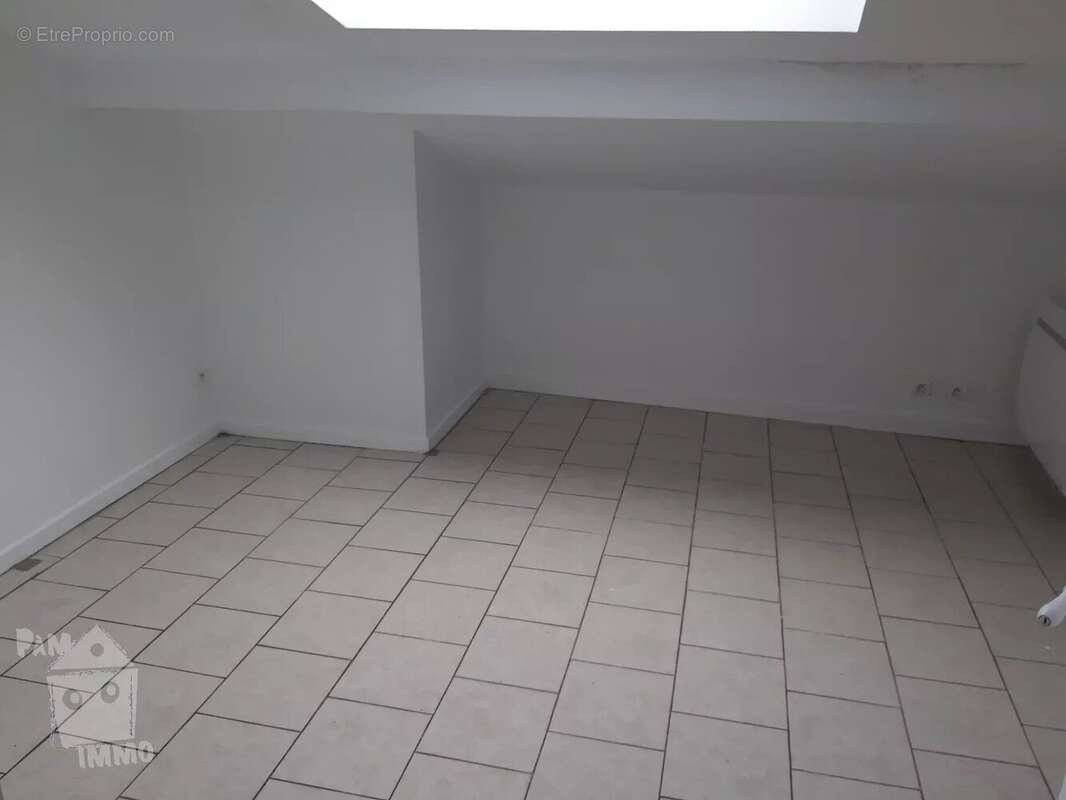 Proche Leyr grande maison de village - photo 14