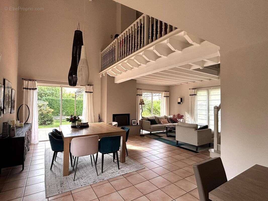 Photo 2 - Maison à TOURNEFEUILLE