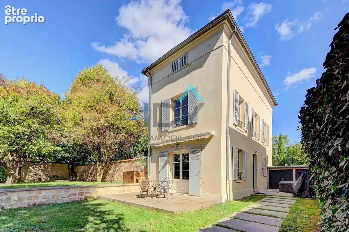 Photo Maison à Saint-Germain-En-Laye au prix de 1 180 000€