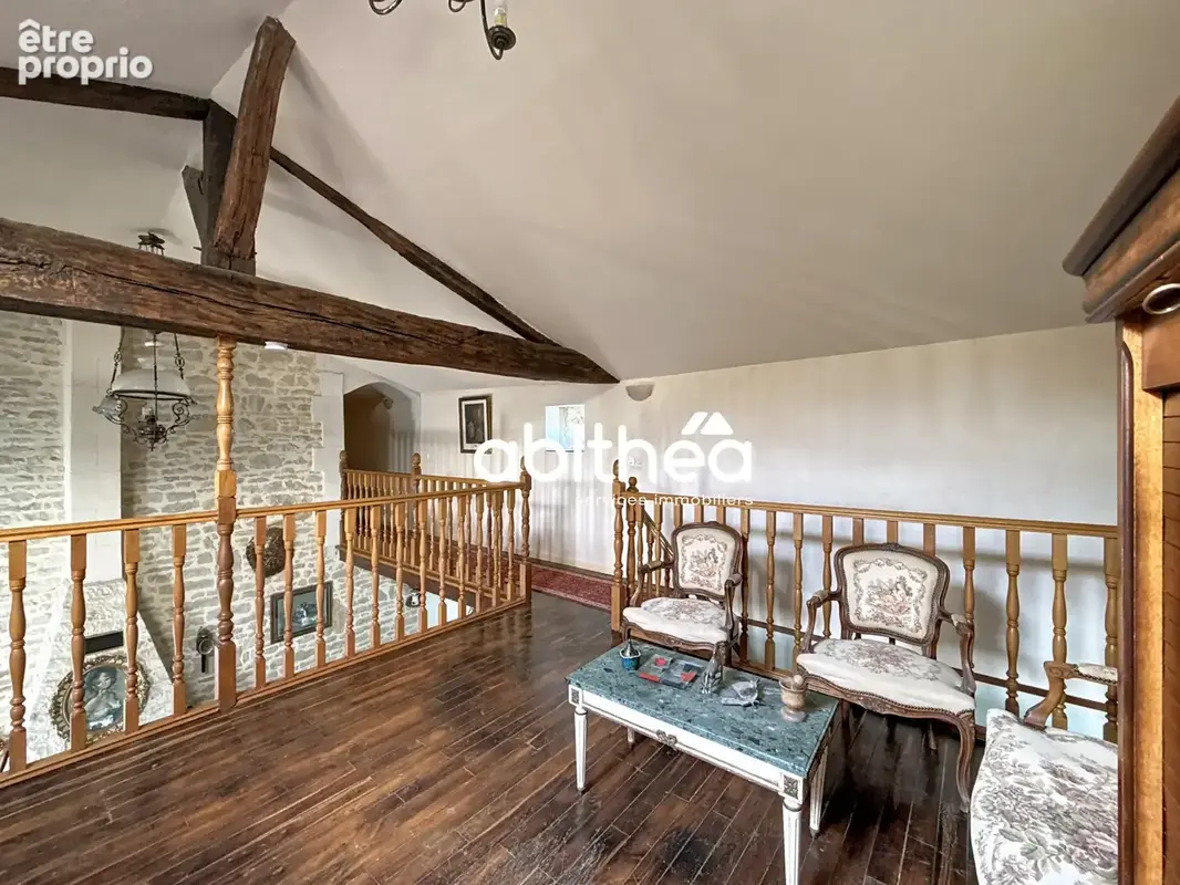 Belle propriété avec piscine - dépendance - étang - photo 9