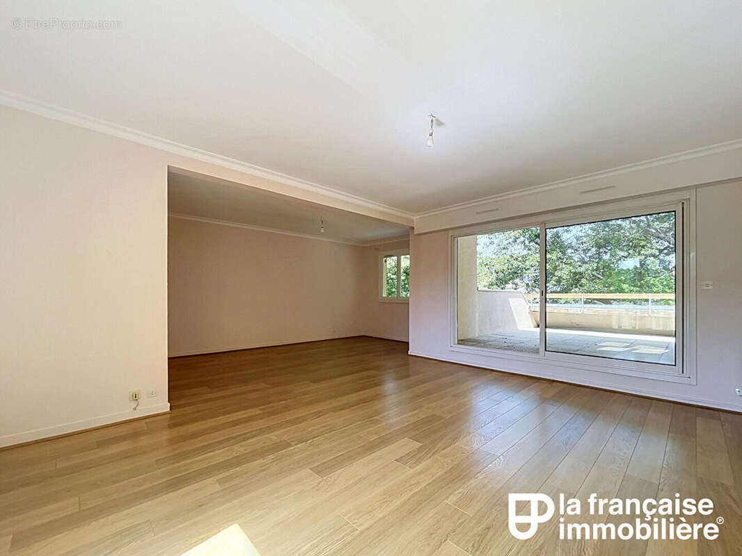 Appartement T6 à vendre, Patton - photo 2