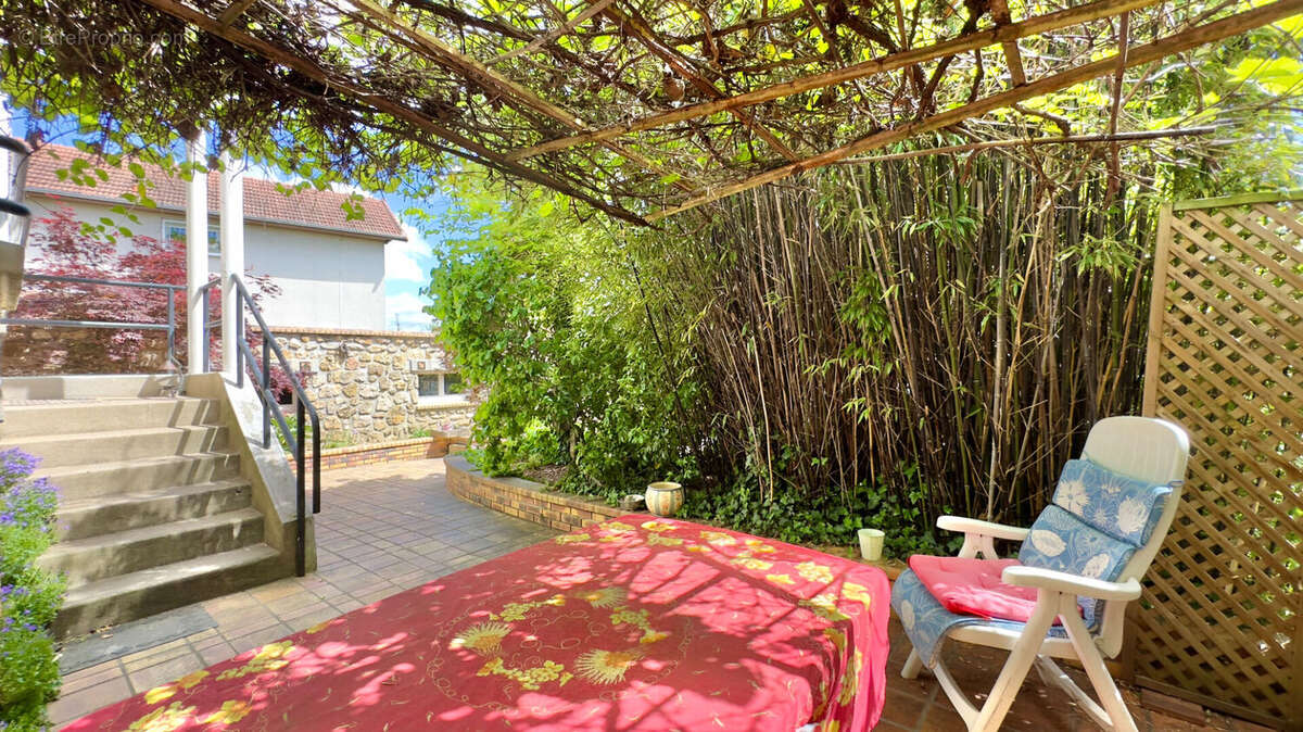 Maison à SAVIGNY-SUR-ORGE