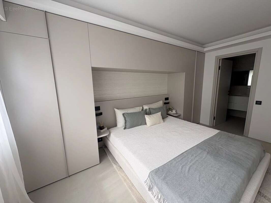 Dernier etage  3 pieces mont boron vue mer - photo 3