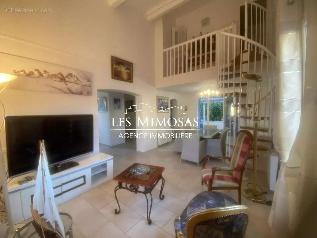 Maison à SAINT-RAPHAEL