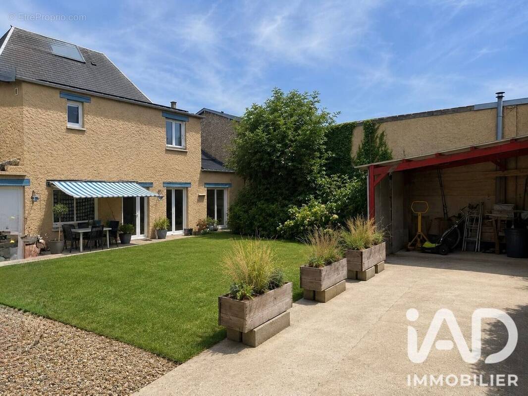 Photo 1 - Maison à QUITTEBEUF