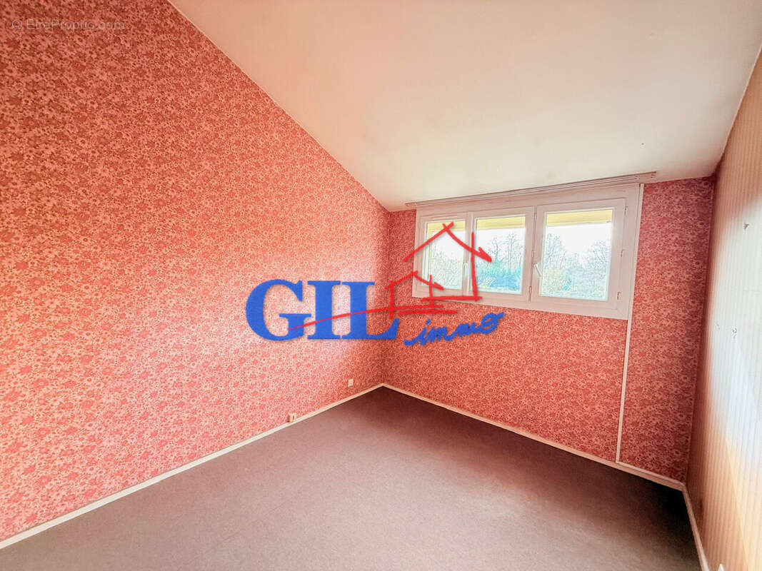 Maison à SAVIGNY-LE-TEMPLE