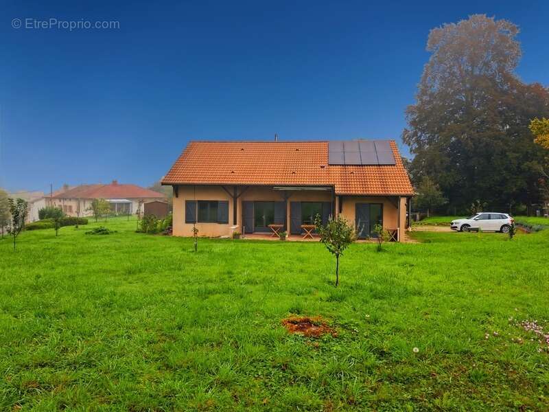 Maison à SAINT-AMOUR