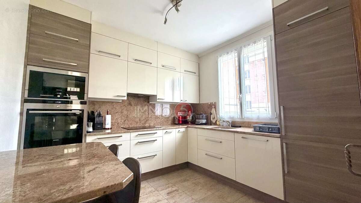 Maison à VILLEMOMBLE