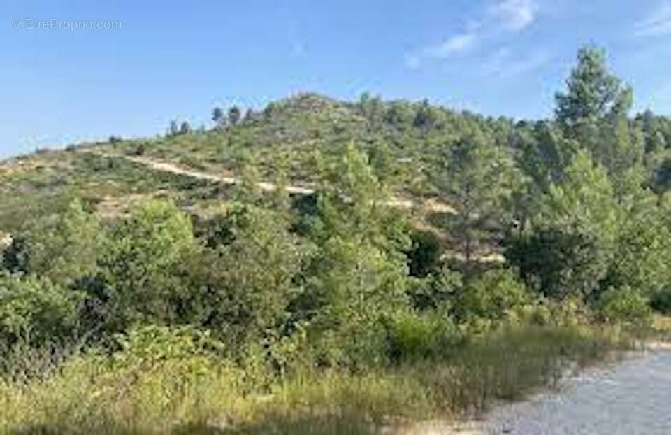 Terrain à LA BOUILLADISSE