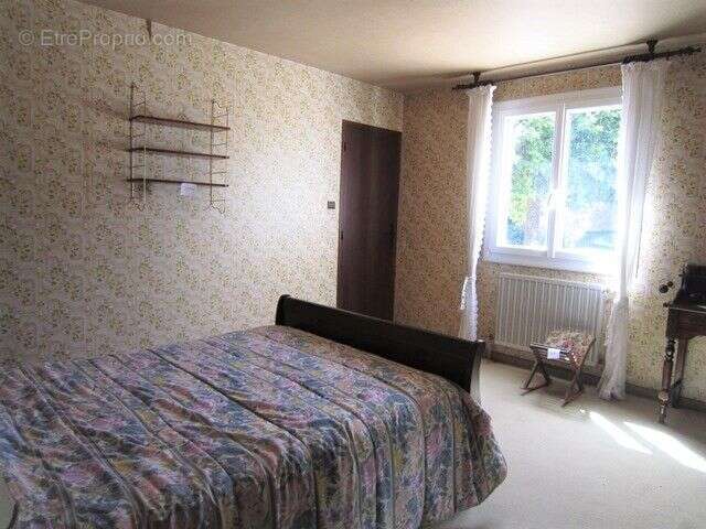 Maison à LA BATIE-MONTSALEON