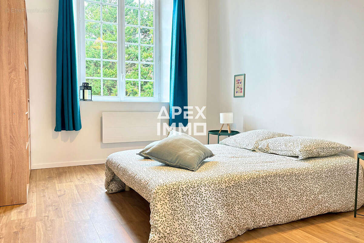 Appartement à CHECY